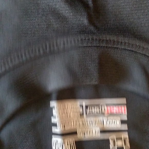 5/$20 Men shirt - Picture 5 of 5